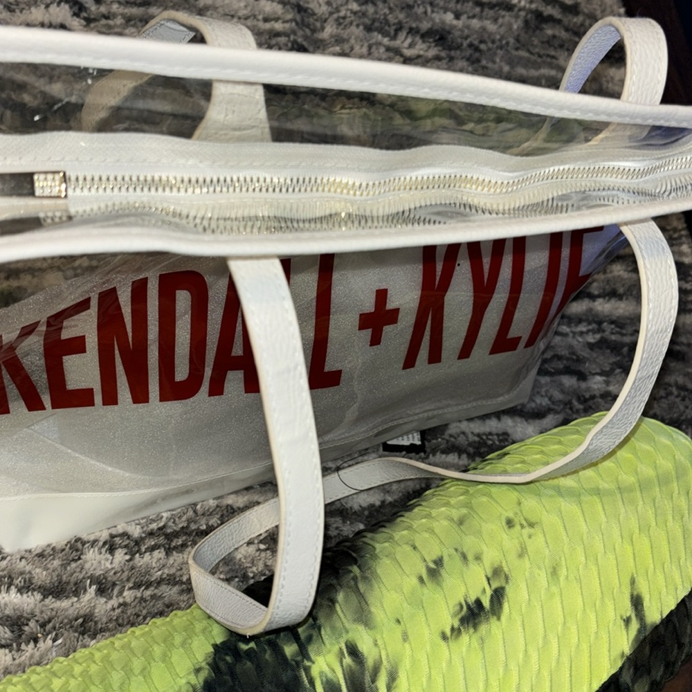NWT- Kendall + Kylie clear, red and white plastic tote! - Picture 12 of 12